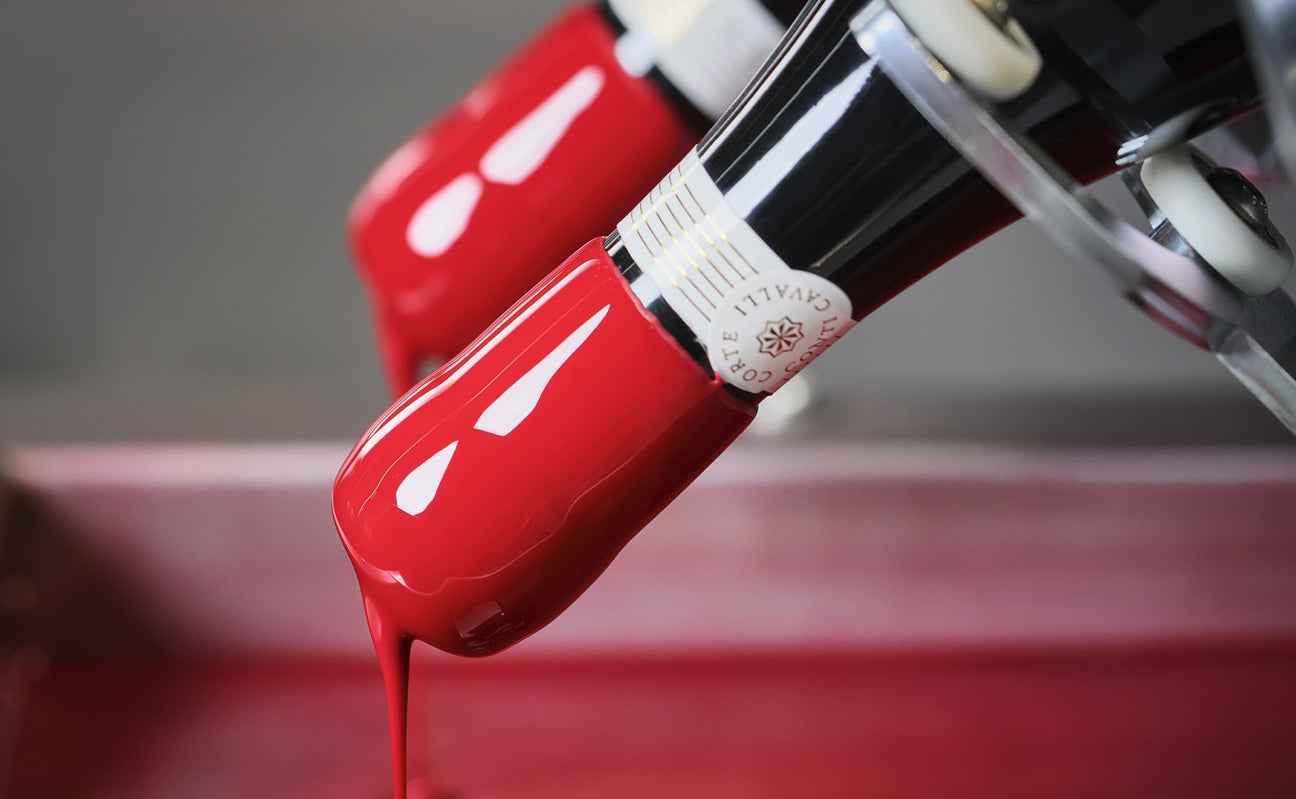 Bottle wax application equipment for wine and spirits